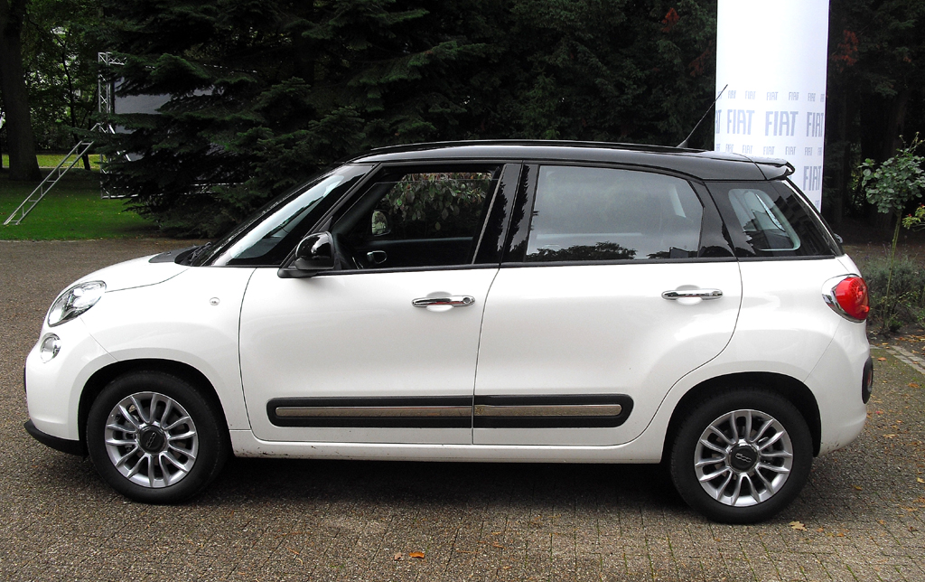 Fiat 500L: Und so sieht die Stretchversion von der Seite aus. 