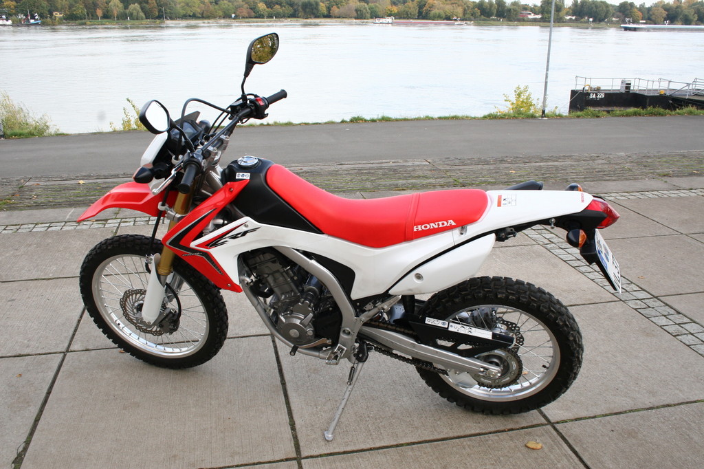 Honda CRF 250 L: Schnelle Freundschaft