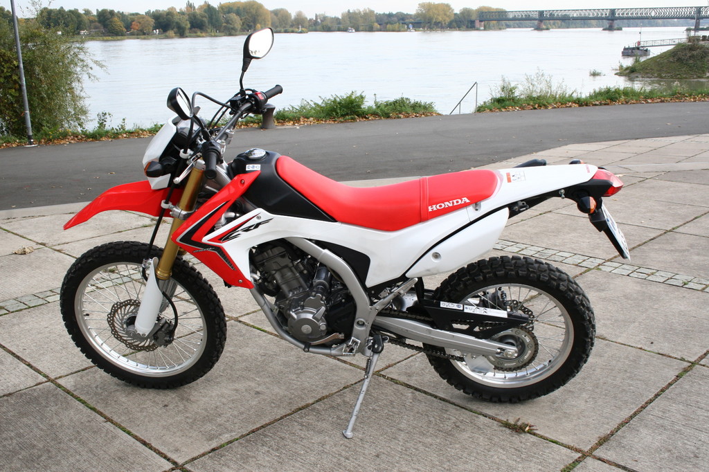 Honda CRF 250 L: Schnelle Freundschaft