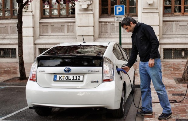 Hybride im Trend - Toyota rüstet auf
