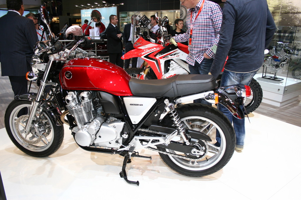 Intermot  2012: Honda erinnert an sein berühmtestes Motorrad