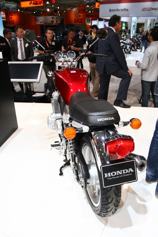Intermot  2012: Honda erinnert an sein berühmtestes Motorrad