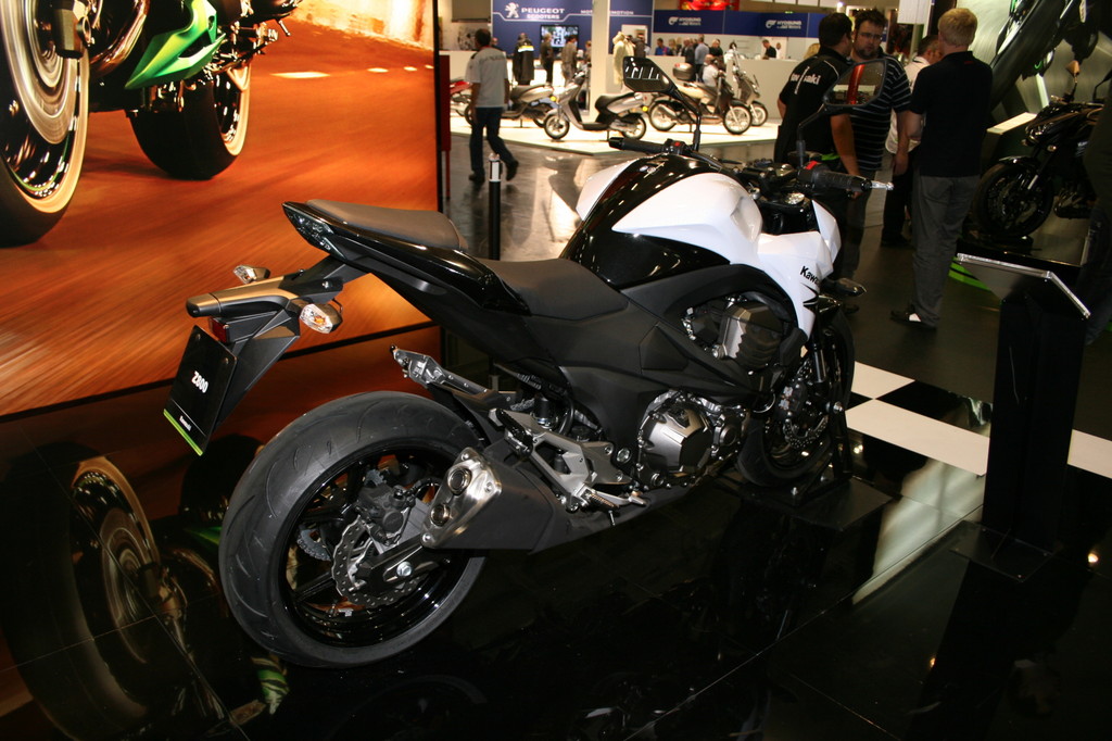 Intermot 2012: Kawasaki schlägt neues Z-Kapitel auf