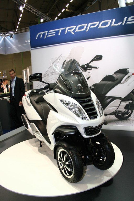 Intermot 2012: Peugeot stößt in die dritte Dimension vor