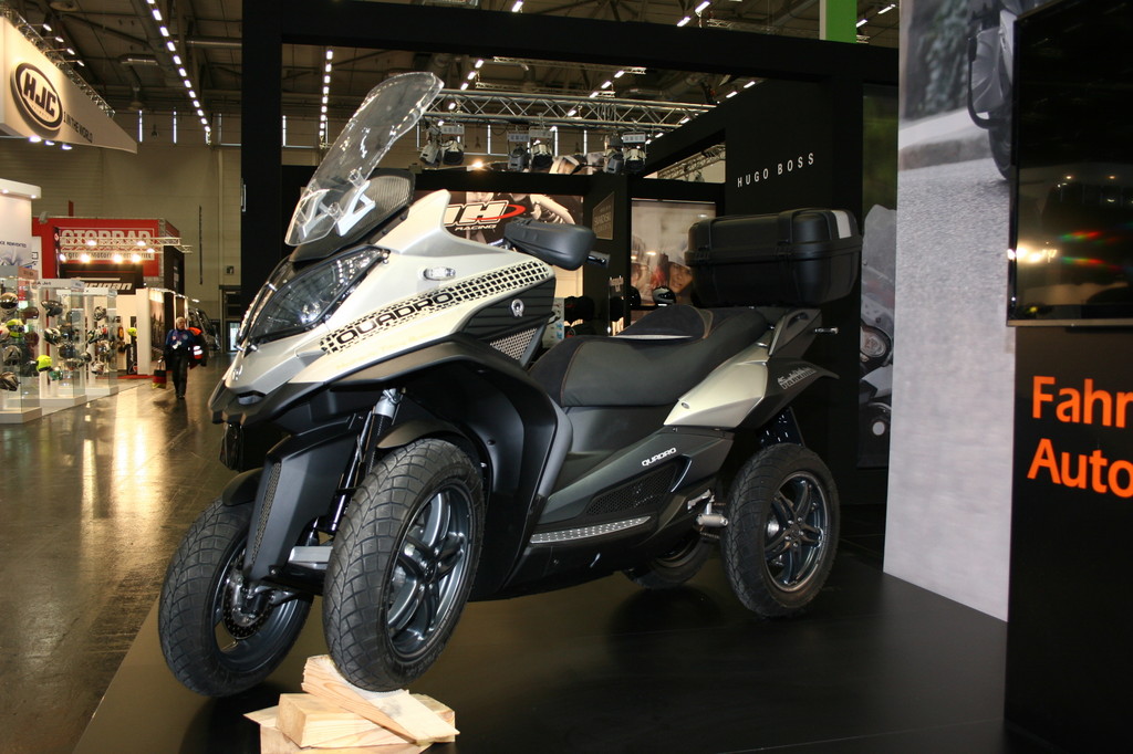 Intermot 2012: Quadro bringt den ersten Vierrad-Roller
