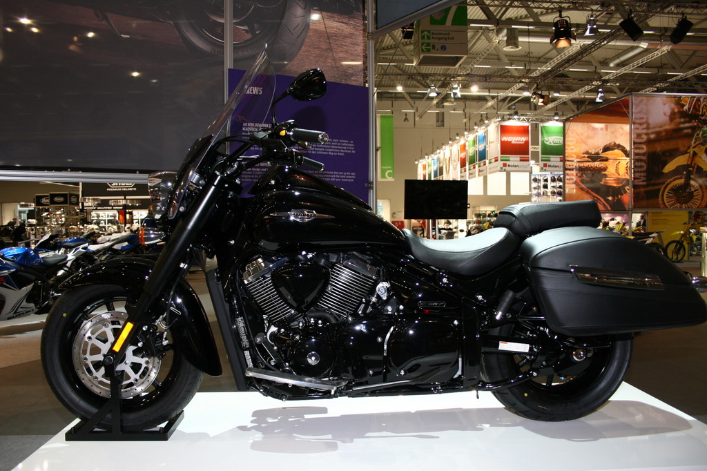 Intermot 2012: Suzuki stellt die Intruder C 1500 T vor