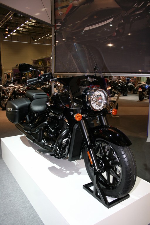 Intermot 2012: Suzuki stellt die Intruder C 1500 T vor