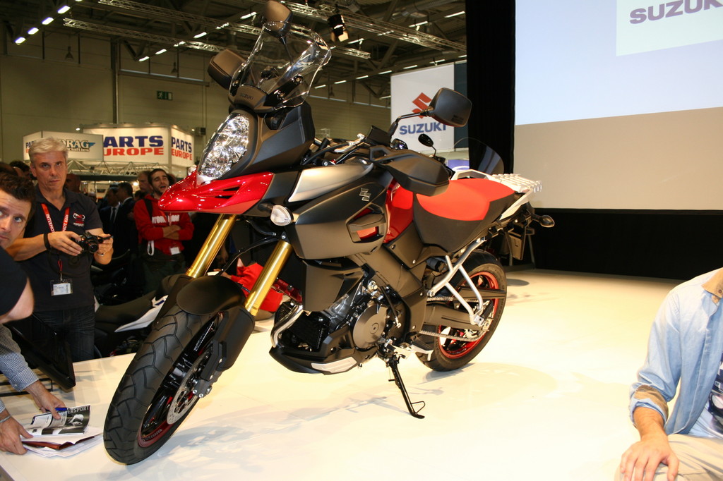Intermot 2012: Suzuki zeigt V-Strom 1000 Concept