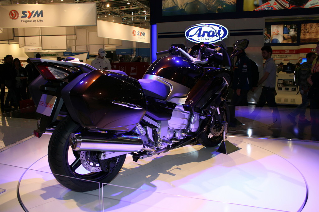 Intermot 2012: Yamaha FJR 1300 mit neuer Motor- und Fahrwerkstechnik