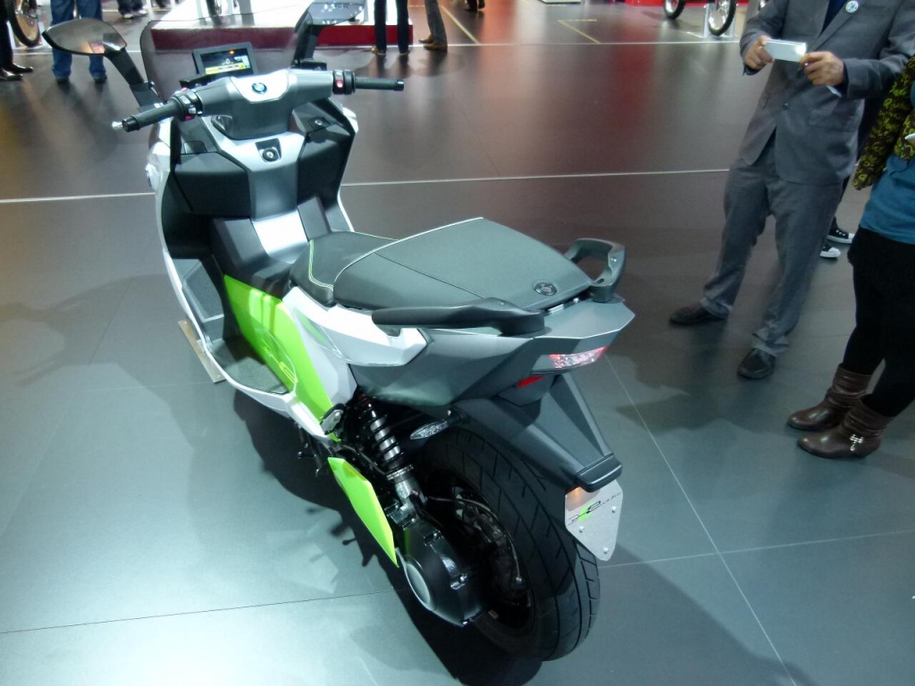 Intermot Köln 2012: Alternative Antriebe – Elektrobikes und Scooter
