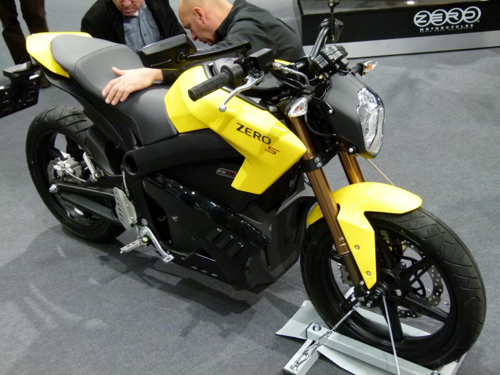 Intermot Köln 2012: Alternative Antriebe – Elektrobikes und Scooter