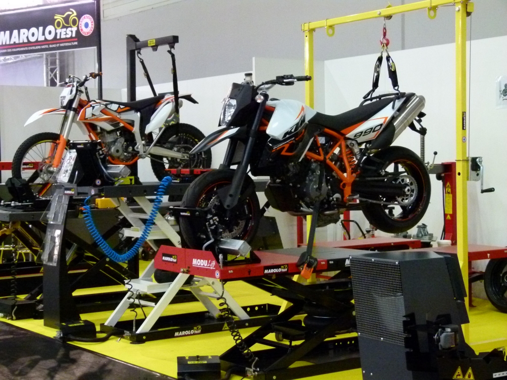 Intermot Köln 2012: Ausstattung, Bekleidung & Zubehör