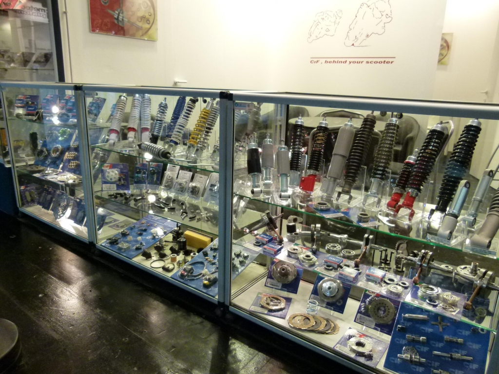 Intermot Köln 2012: Ausstattung, Bekleidung & Zubehör