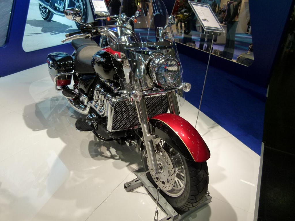 Intermot Köln 2012: Cruiser-Bikes und Renn-Boliden