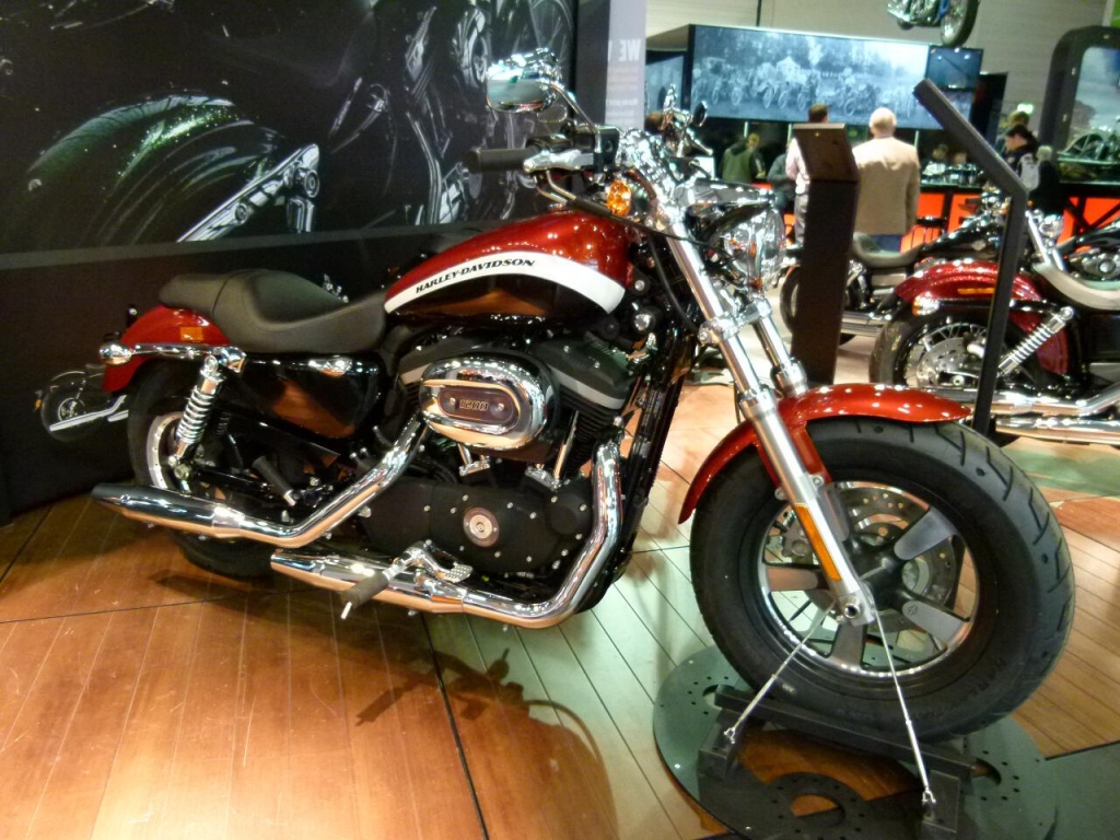 Intermot Köln 2012: Cruiser-Bikes und Renn-Boliden