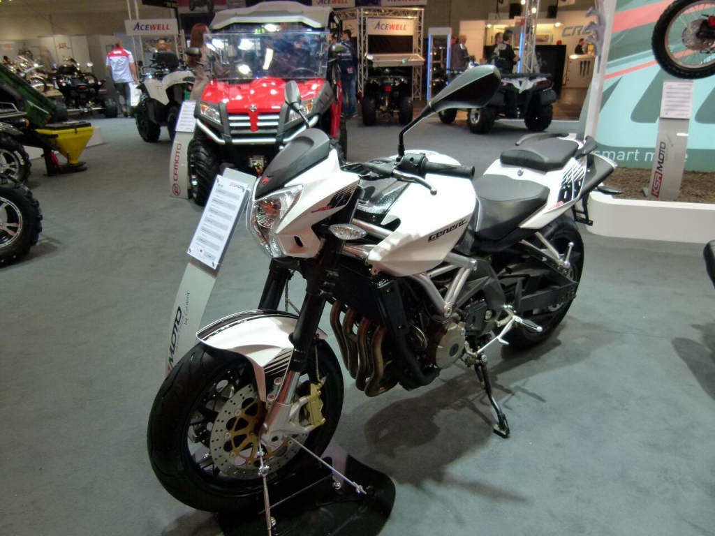 Intermot Köln 2012: Cruiser-Bikes und Renn-Boliden