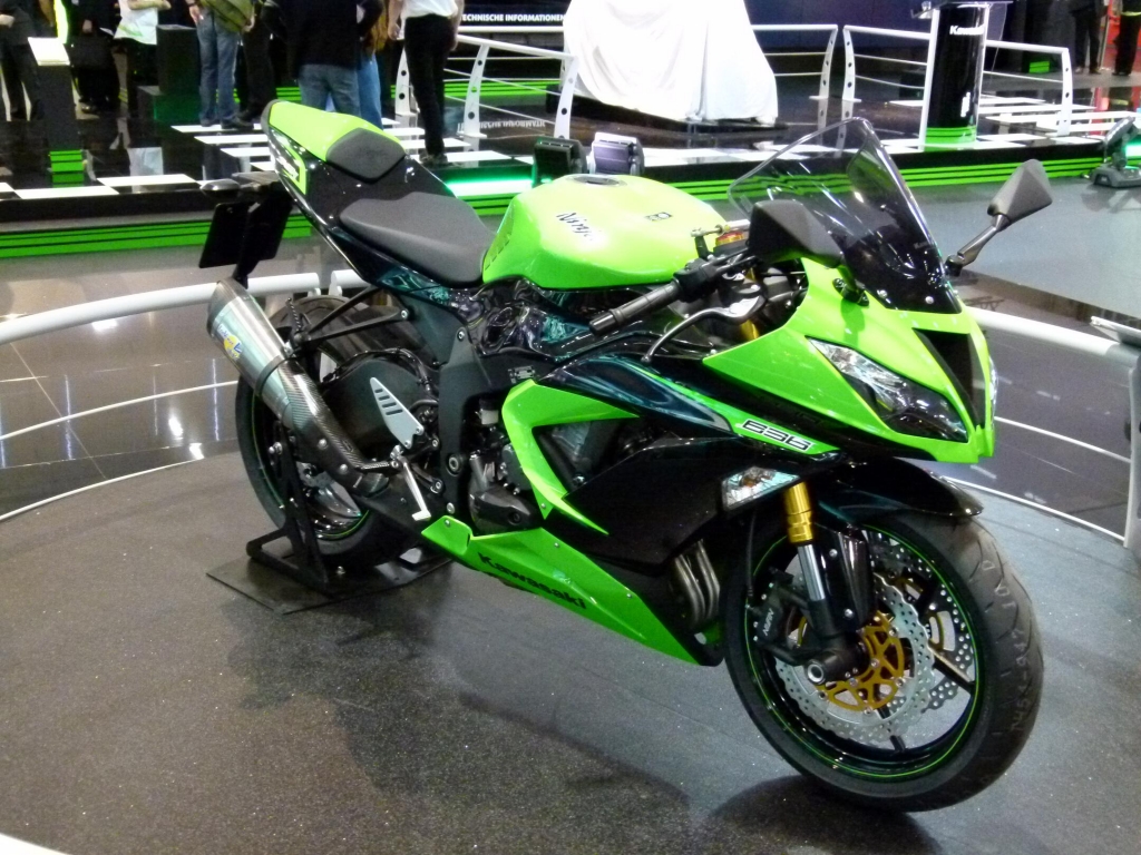 Intermot Köln 2012: Cruiser-Bikes und Renn-Boliden