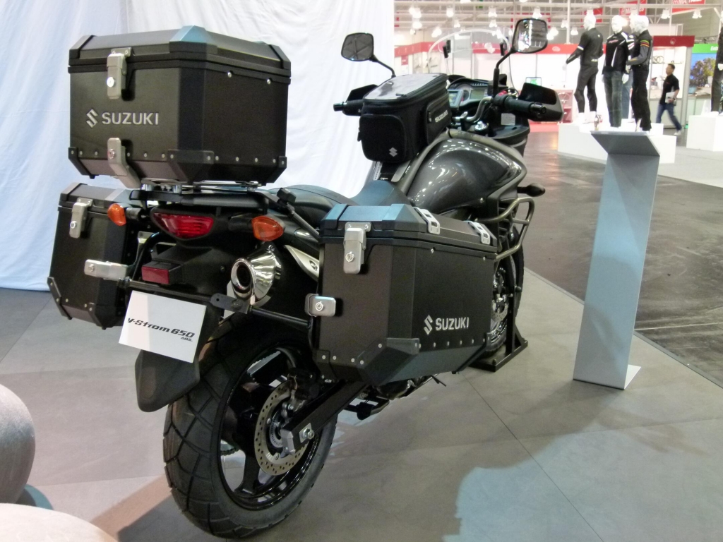 Intermot Köln 2012: Cruiser-Bikes und Renn-Boliden