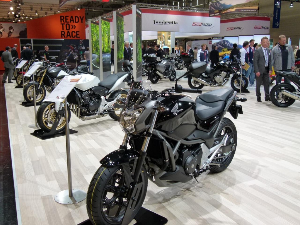 Intermot Köln 2012: Cruiser-Bikes und Renn-Boliden