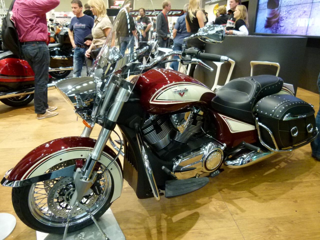 Intermot Köln 2012: Cruiser-Bikes und Renn-Boliden