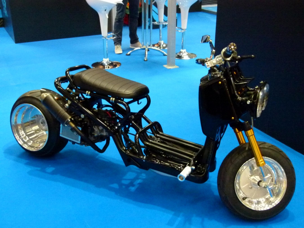 Intermot Köln 2012: Premierenfeuerwerk auf der Motorradmesse