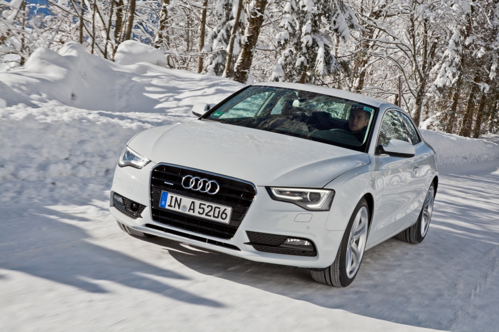 Michelin präsentiert neue Hochleistungsreifen Pilot Alpine PA4 und Latitude Alpine LA2