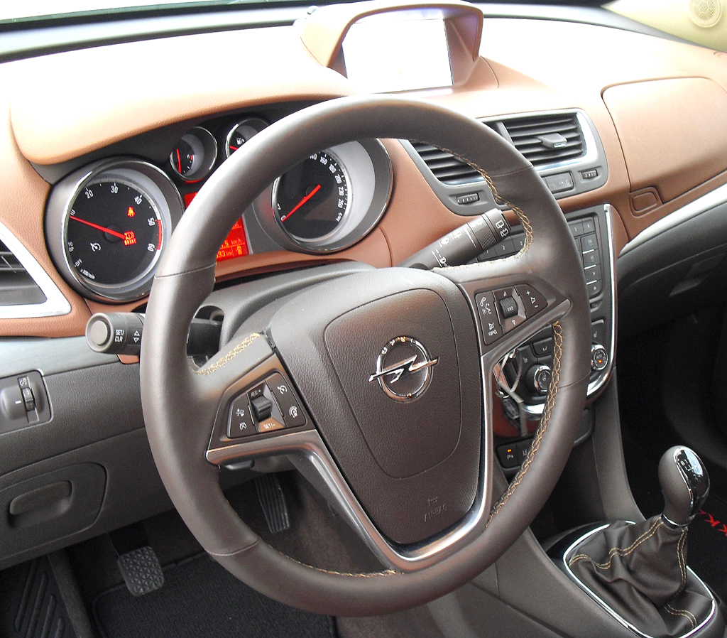 Opel Mokka: Blick ins Cockpit. 
