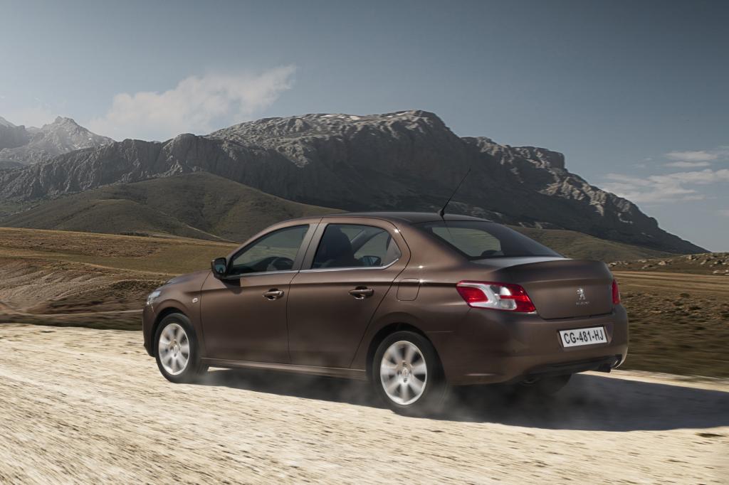 Peugeot 301 Jahr 2012