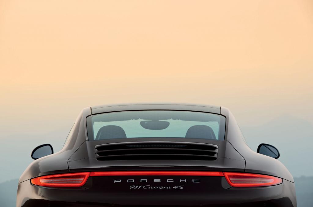 Porsche 911 Carrera 4 / 4S - Mit allen vier Rädern im Leben