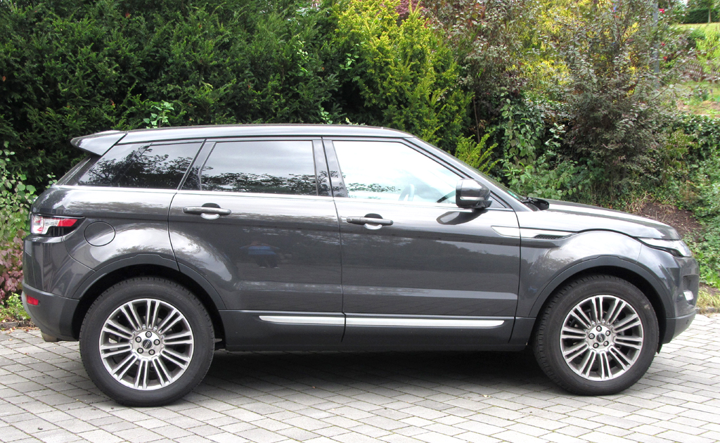 Range Rover Evoque: Und so sieht das kompakte SUV-Modell von der Seite aus.