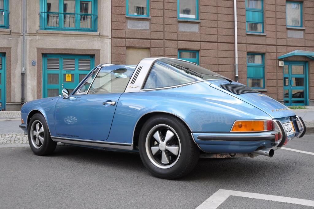 Ratgeber: Oldtimer richtig einmotten - Blech braucht Pflege