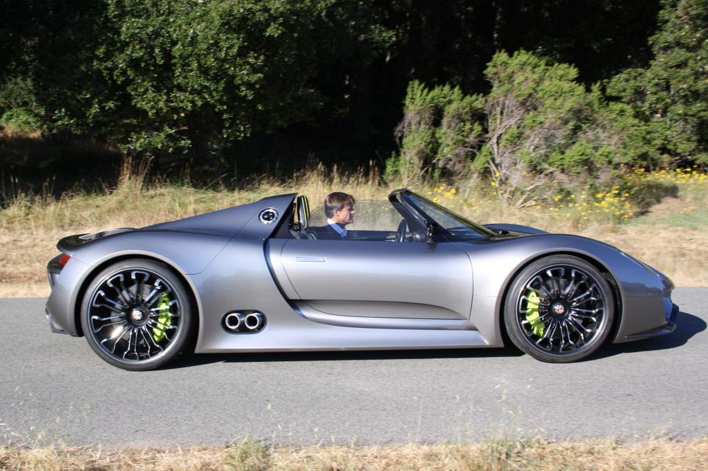 Schnell und sparsam soll der Porsche 918 Spyder sein
