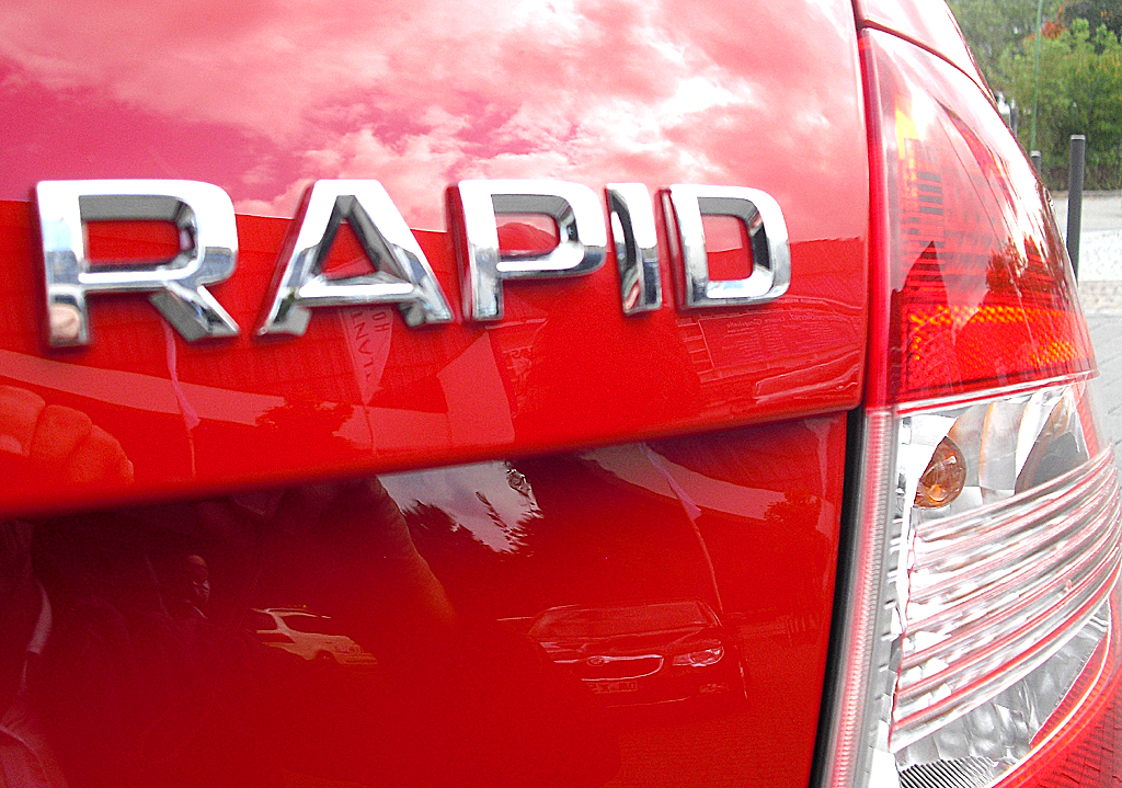 Skoda Rapid: Modellschriftzug am Heck. 