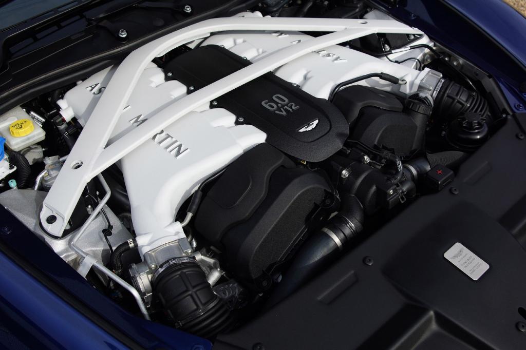 Statt damals 460 hat der Vanquish jetzt 573 PS und das maximale Drehmoment steigt von 502 auf 620 Nm