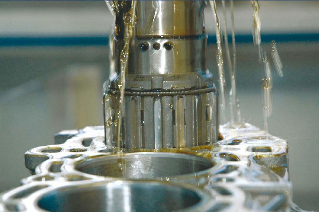 Technik: Weniger Reibung - Feinschliff für den Zylinder