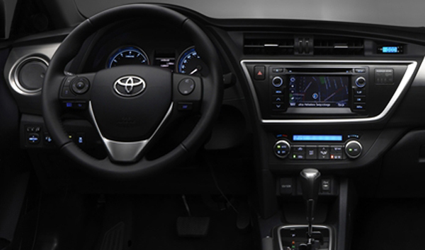 Toyota Auris: Blick ins Cockpit. 