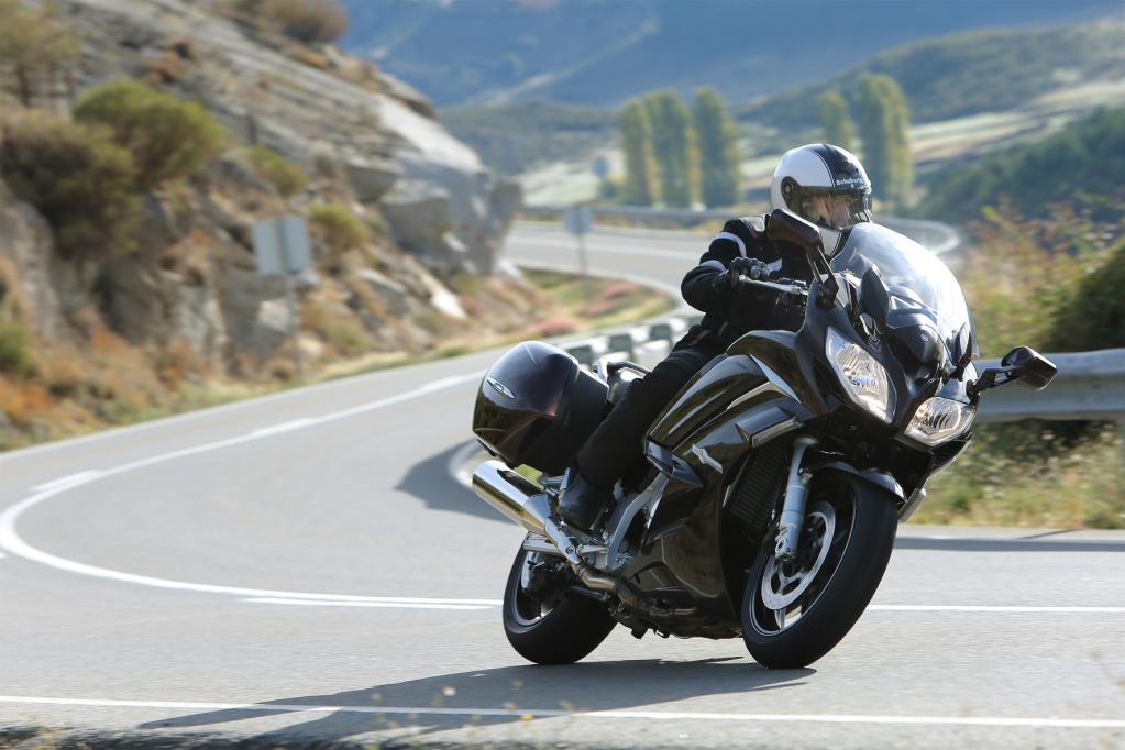 Yamaha FJR 1300A: Dynamisch Reisen