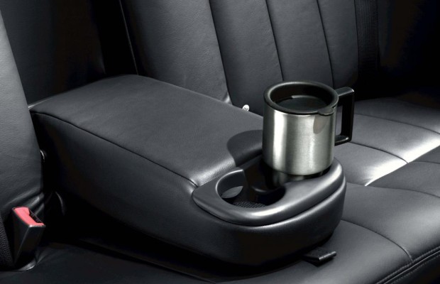 Bakterien im Auto - Mikroben-Biotop Becherhalter