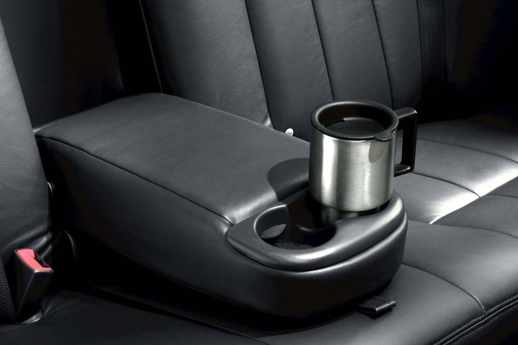 Bakterien im Auto - Mikroben-Biotop Becherhalter