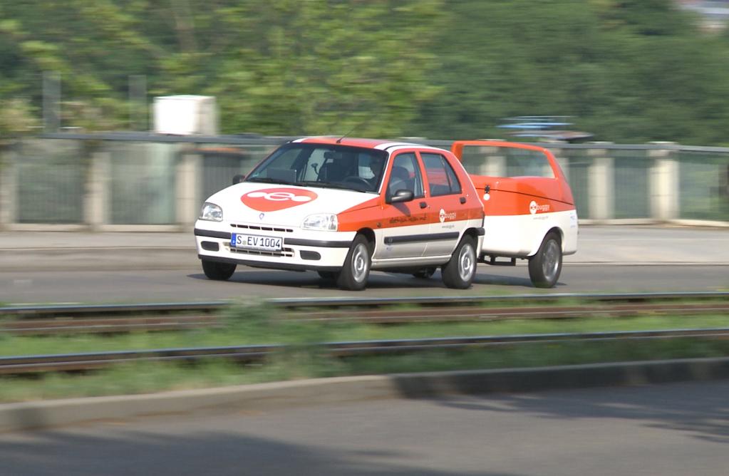 Batterieanhänger soll Reichweite von E-Autos erhöhen