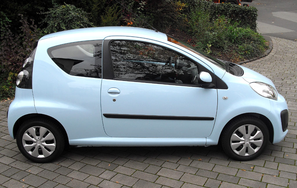 Citroën C1: So sieht der knuffige Winzling von der Seite aus ... 