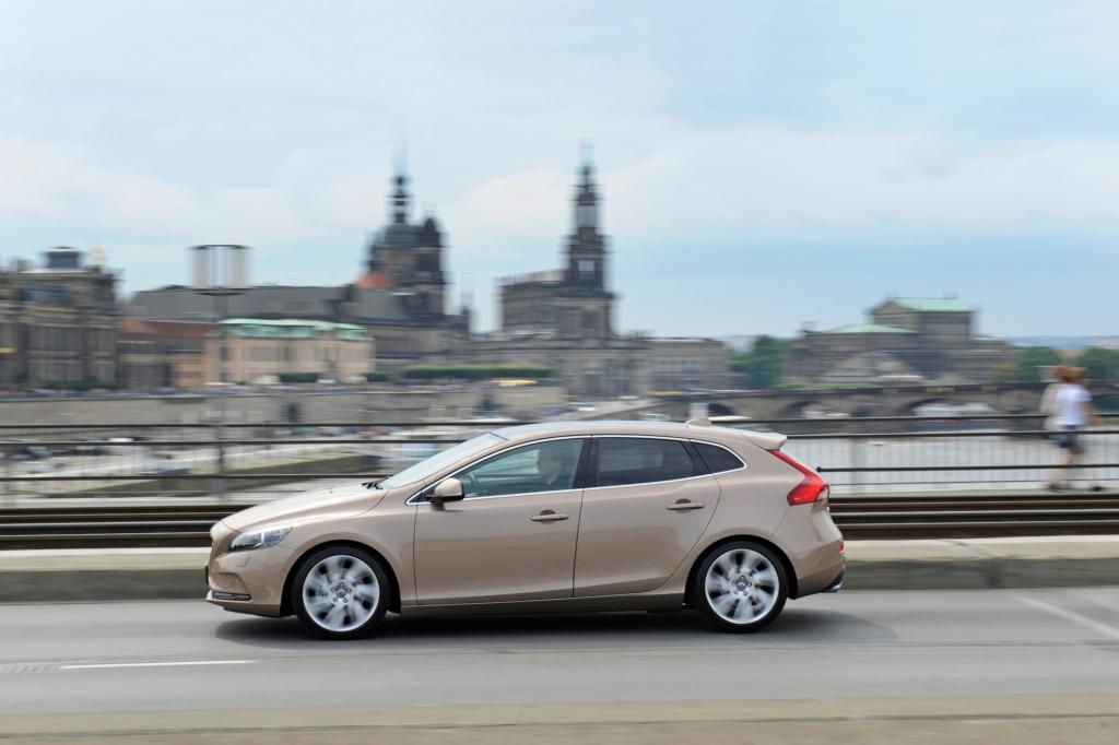 Den Volvo V40 gibt es ab 24.680 Euro