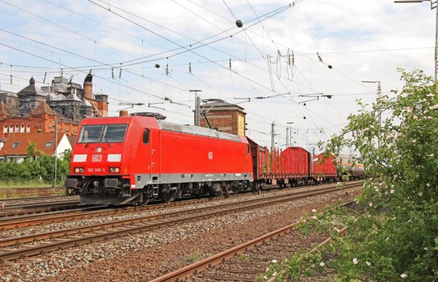 Deutsche Bahn - 2013 rund 4,4 Milliarden Euro für Schienennetz