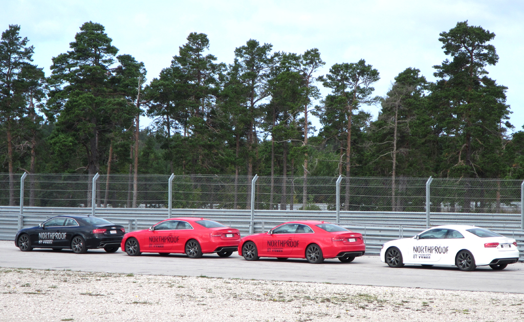 Die Northproof-Testflotte steht auf dem Gotland-Ring zu Testfahrten bereit. 