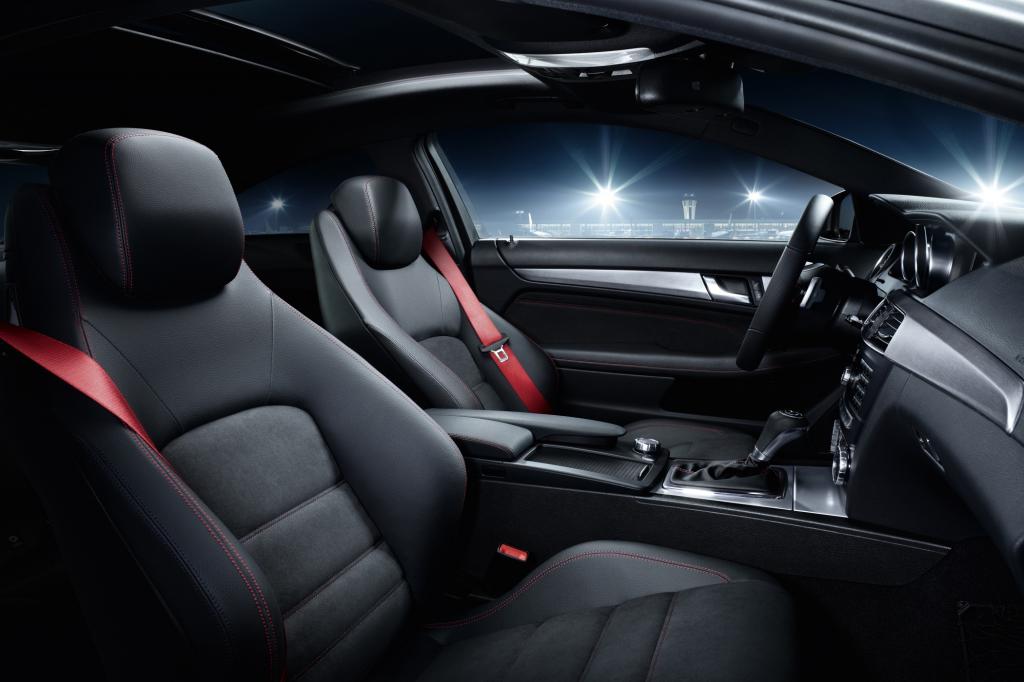 Die Preise für de C 250 Sport beginnen bei 46.076,80 Euro
