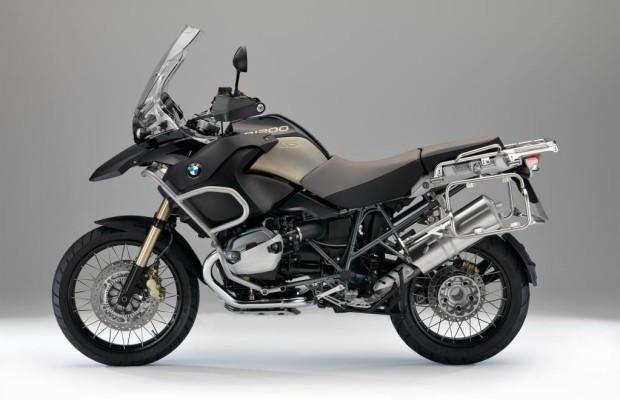 EICMA 2012: BMW R 1200R, GS Adventure und RT im 90-Jahre-Trimm