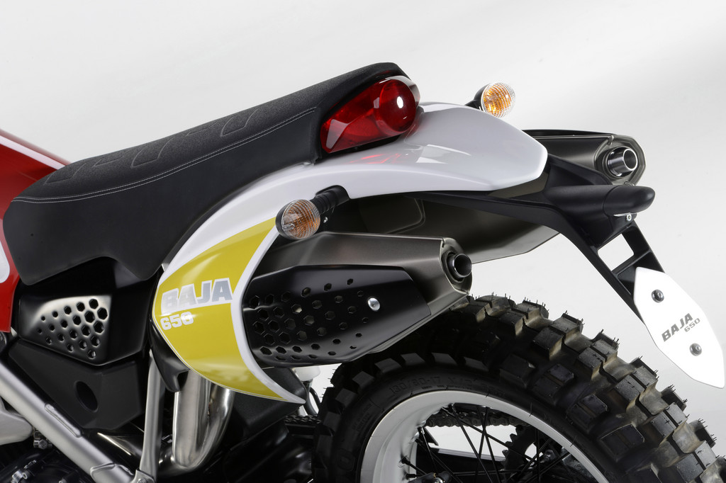 EICMA 2012: Husqvarna zeigt Enduro im klassichen Stil