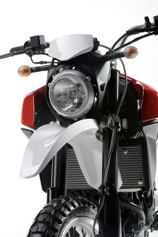 EICMA 2012: Husqvarna zeigt Enduro im klassichen Stil