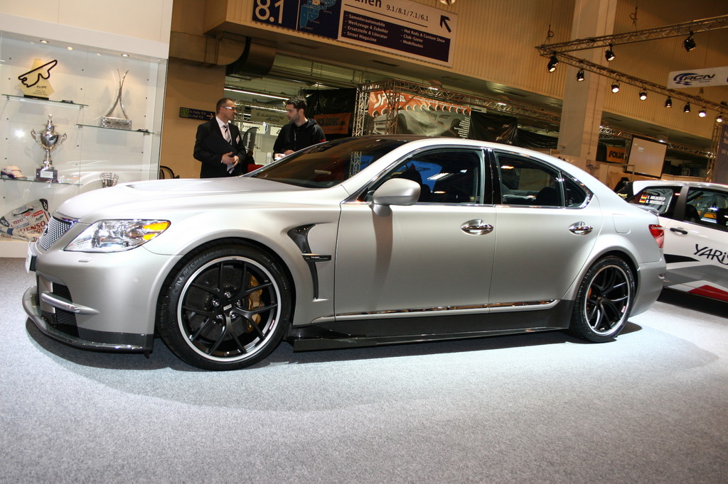 Essen 2012: Lexus zeigt 650 PS starken LS