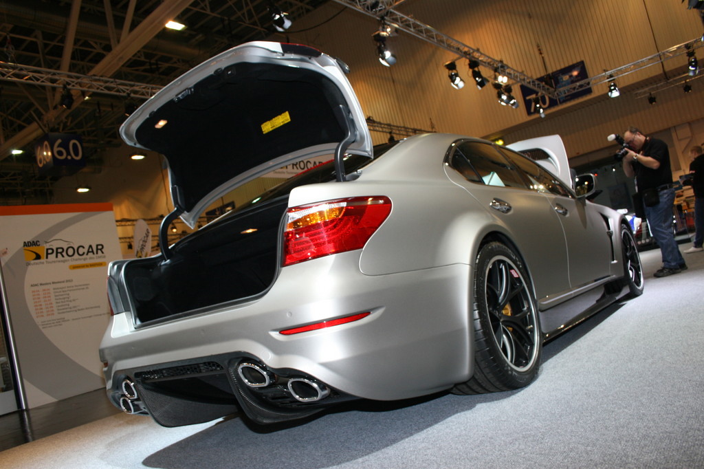 Essen 2012: Lexus zeigt 650 PS starken LS